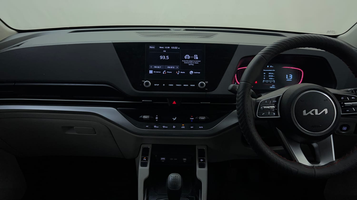 Used 2022 Kia Carens Prestige Plus 1.4 Petrol MT 7 STR Petrol Manual interior MUSIC SYSTEM & AC CONTROL VIEW