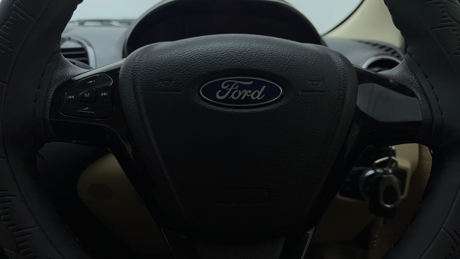 Used 2018 Ford Figo Aspire Titanium 1.2 Ti-VCT Petrol Manual top_features Airbags