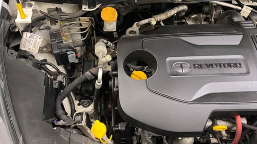 Used 2023 Tata Altroz XZ Plus Diesel Diesel Manual engine ENGINE RIGHT SIDE VIEW