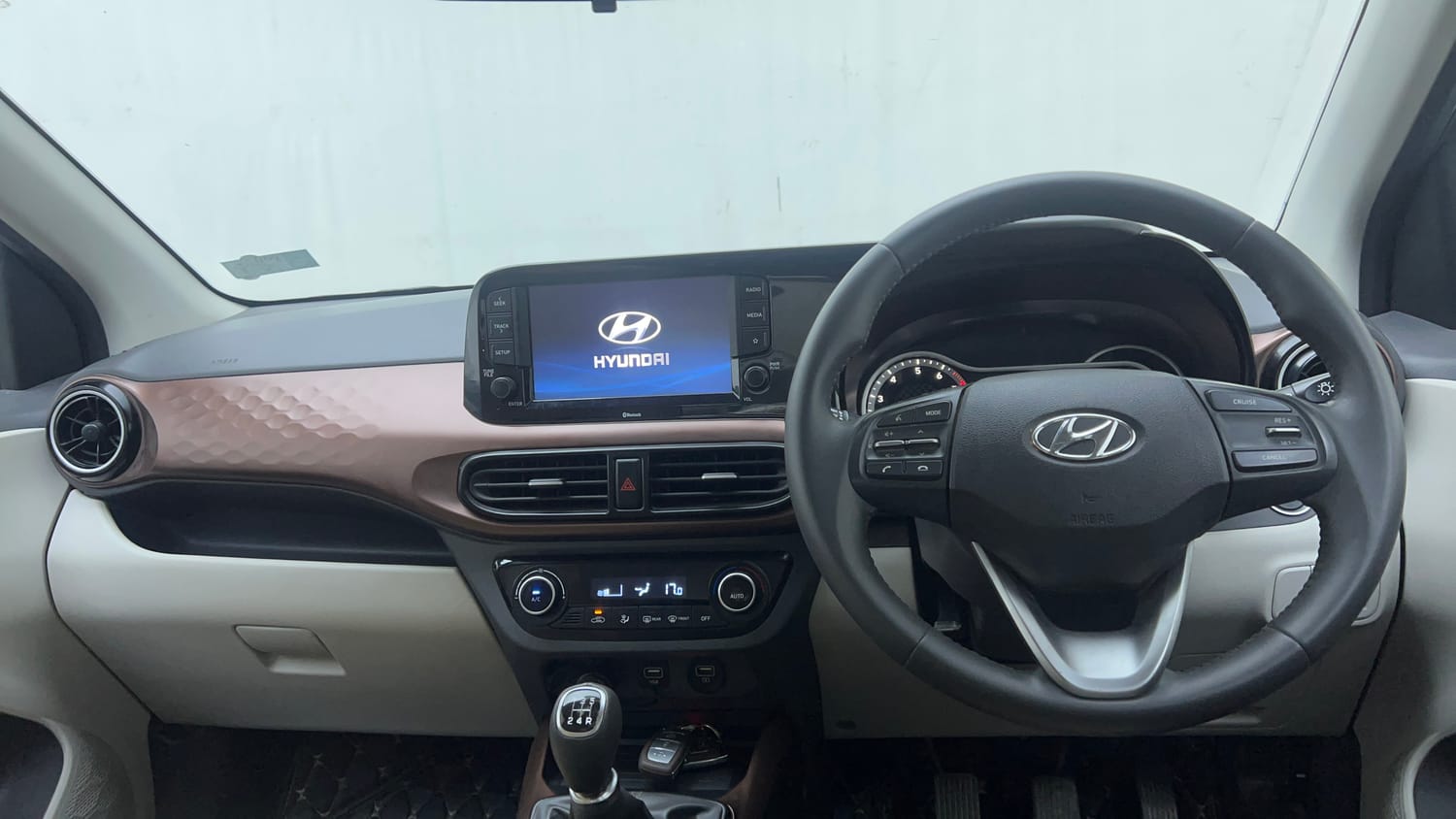 Used 2020 Hyundai Aura SX 1.2 (O) Petrol Petrol Manual interior DASHBOARD VIEW