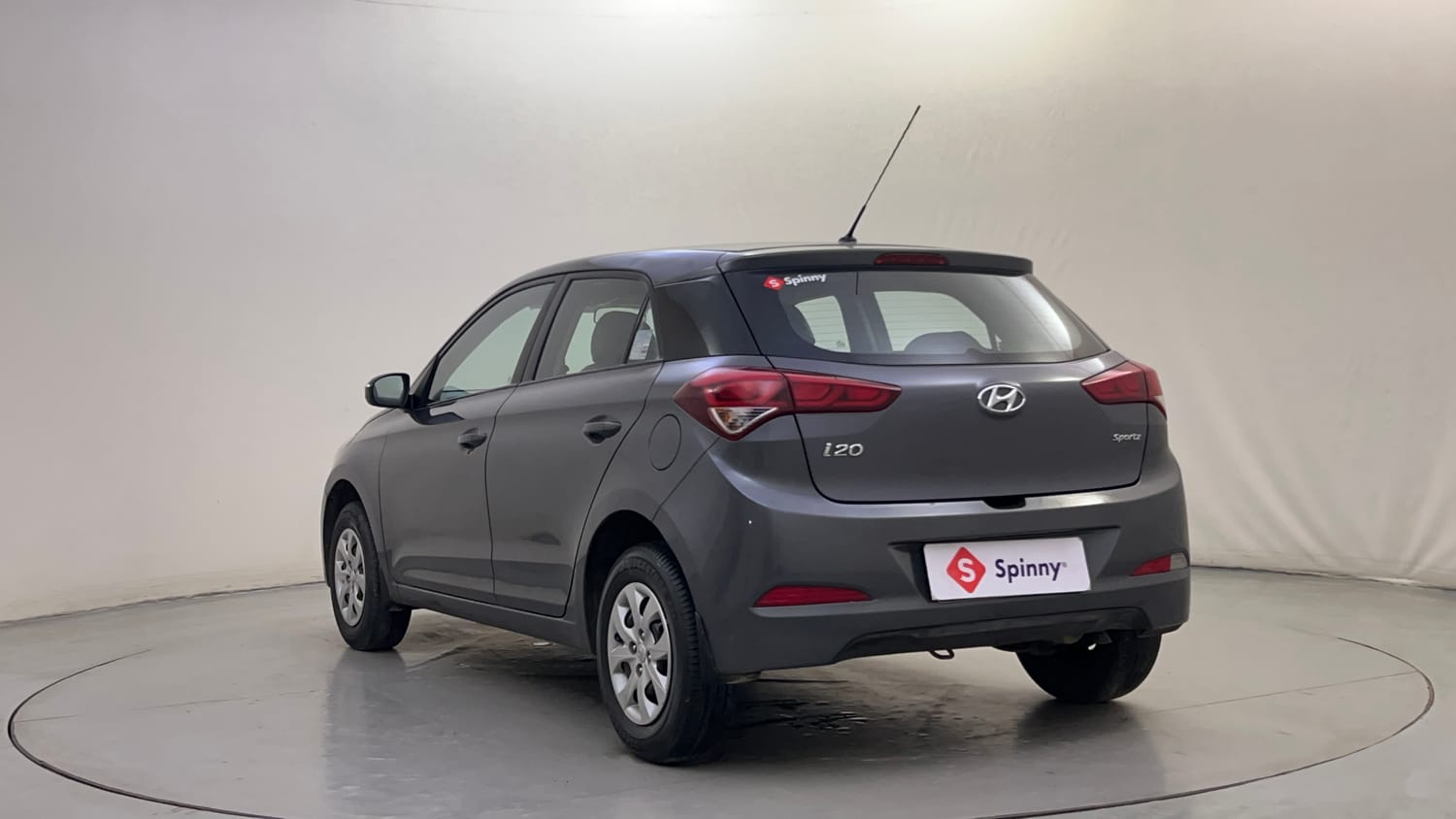 Used 2018 Hyundai Elite i20 Sportz 1.2 Petrol Manual exterior LEFT REAR CORNER VIEW