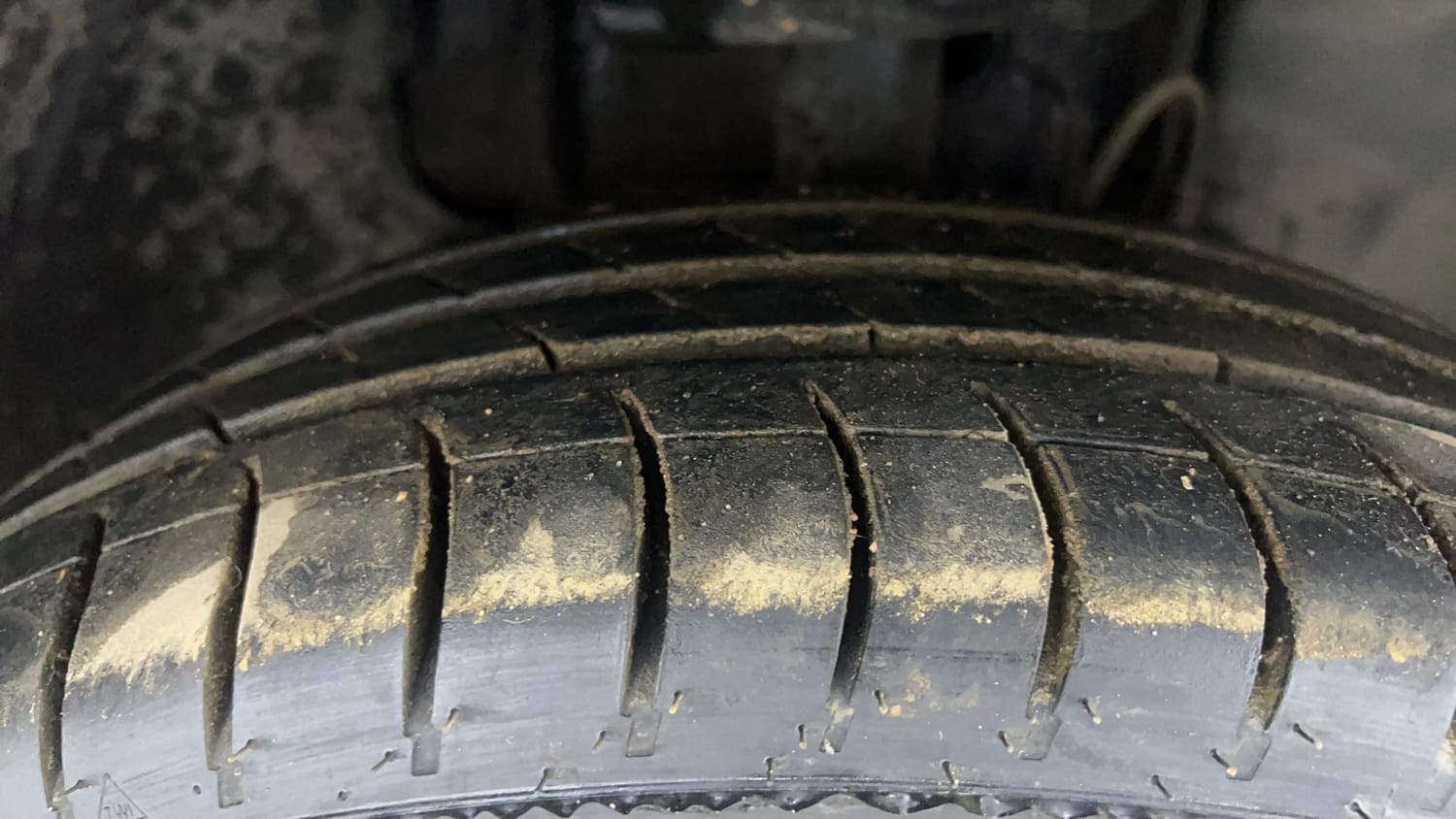 Used 2018 Tata Tiago Revotron XZA Petrol Automatic tyres RIGHT FRONT TYRE TREAD VIEW