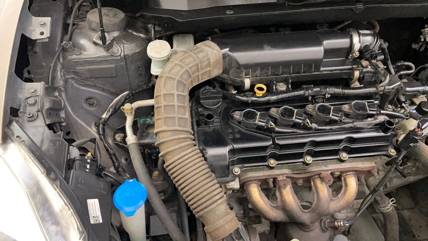 Used 2018 Maruti Suzuki Dzire VXi AMT Petrol Automatic engine ENGINE RIGHT SIDE VIEW