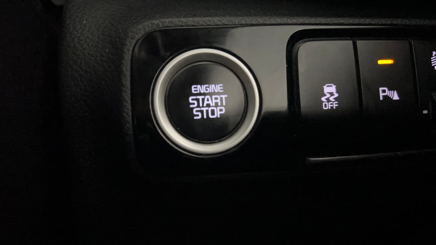 Used 2021 Kia Sonet GTX Plus 1.0 DCT Petrol Automatic top_features Keyless start
