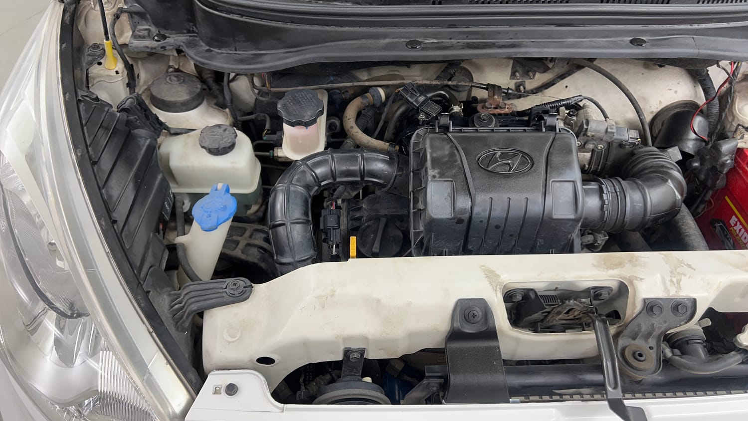 Used 2017 Hyundai Eon Magna + Petrol Manual engine ENGINE RIGHT SIDE VIEW