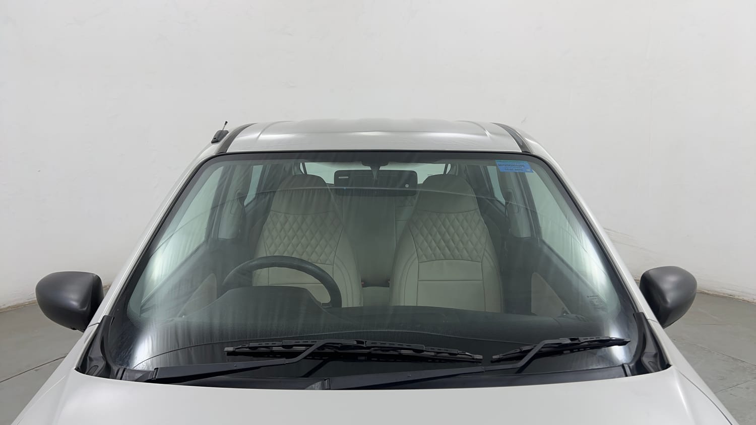 Used 2023 Maruti Suzuki Alto 800 VXi Petrol Manual exterior FRONT WINDSHIELD VIEW