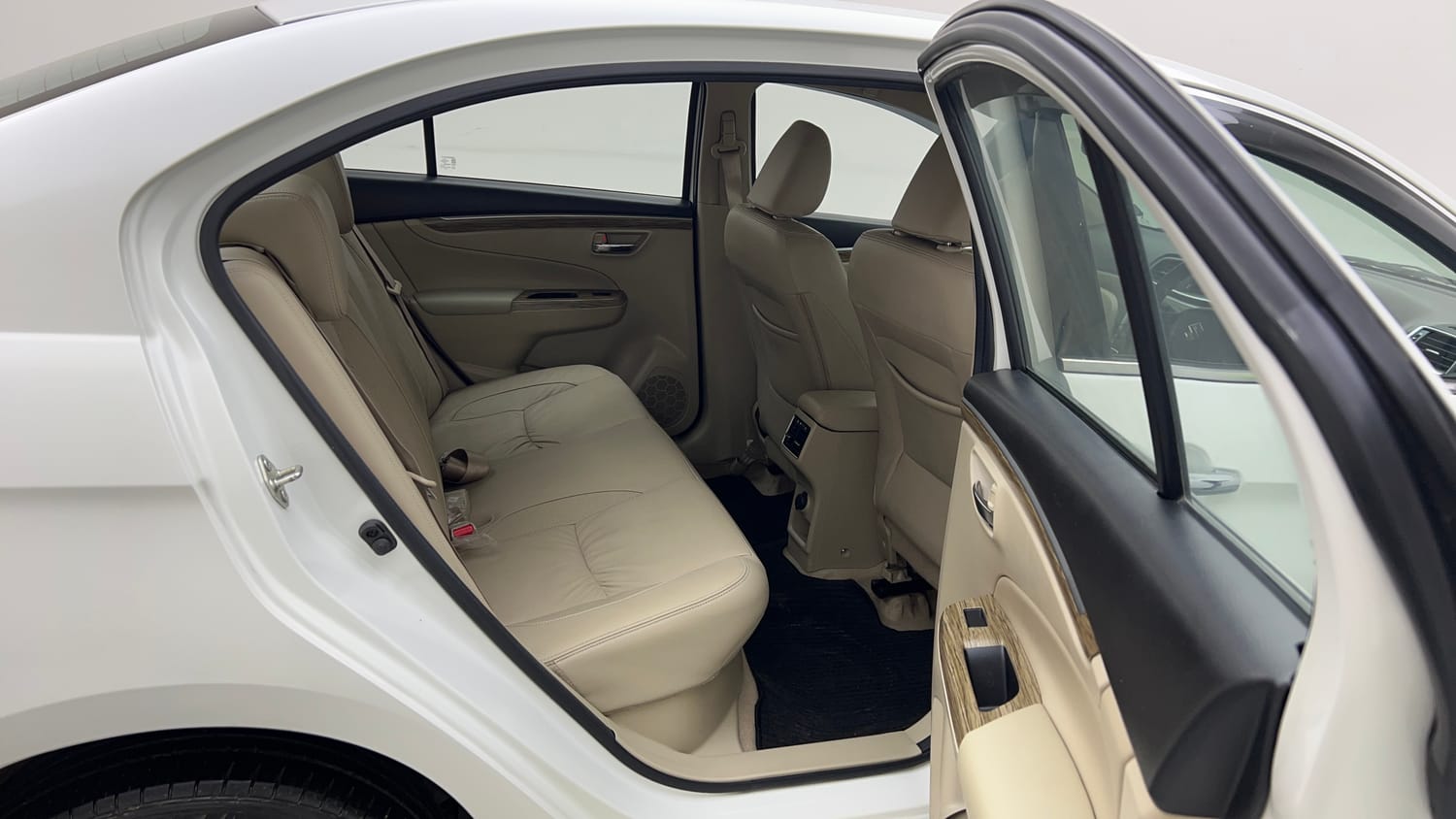 Used 2022 Maruti Suzuki Ciaz Alpha 1.5 AT Petrol Automatic interior RIGHT SIDE REAR DOOR CABIN VIEW