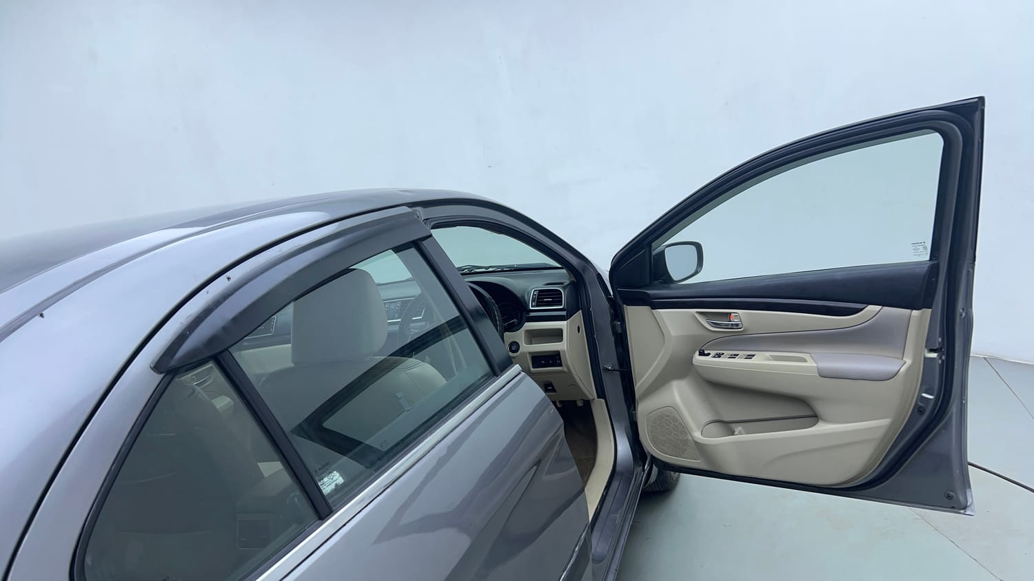 Used 2017 Maruti Suzuki Ciaz ZXI+ Petrol Manual interior RIGHT FRONT DOOR OPEN VIEW