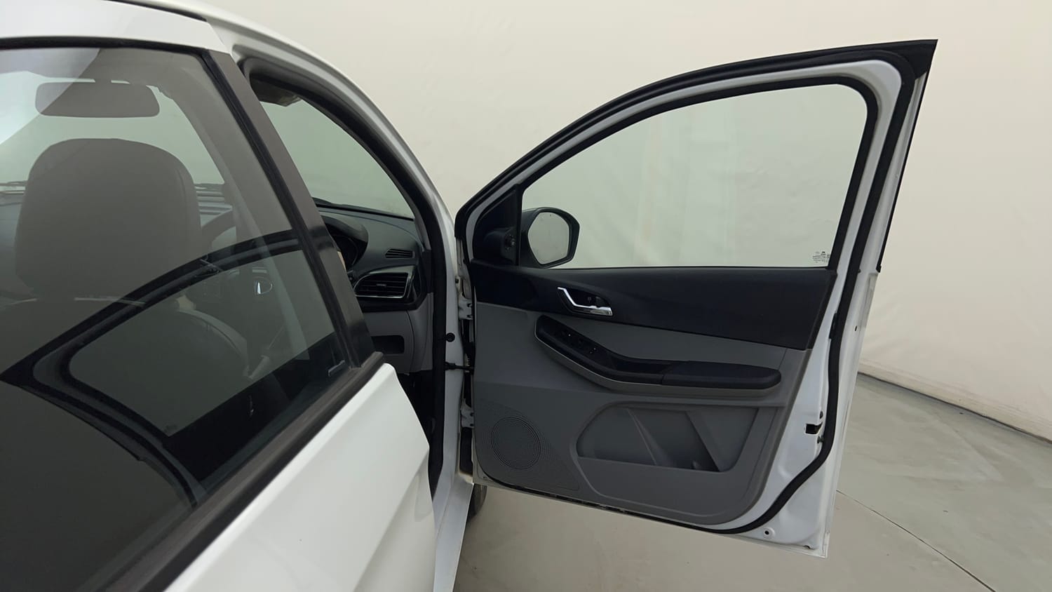 Used 2020 Tata Tiago XZA Plus Dual Tone Petrol Automatic interior RIGHT FRONT DOOR OPEN VIEW