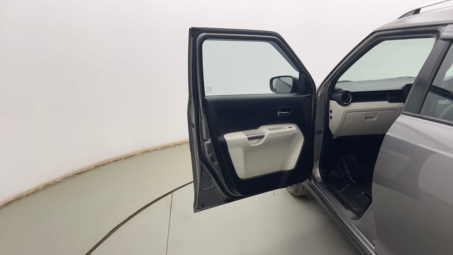 Used 2022 Maruti Suzuki Ignis Delta 1.2 MT Petrol Manual interior LEFT FRONT DOOR OPEN VIEW