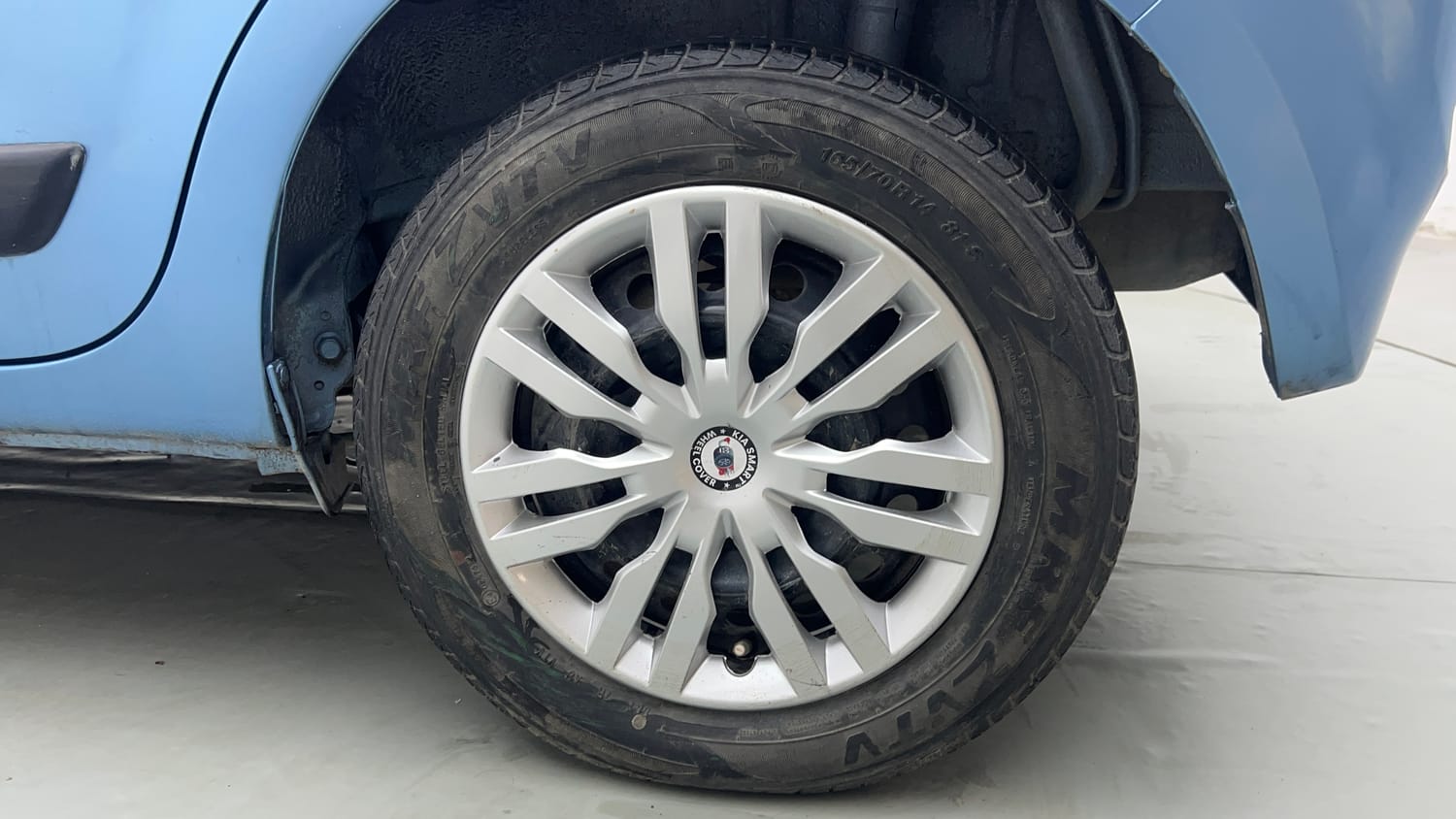 Used 2020 Maruti Suzuki Wagon R VXi 1.2 Petrol Manual tyres LEFT REAR TYRE RIM VIEW