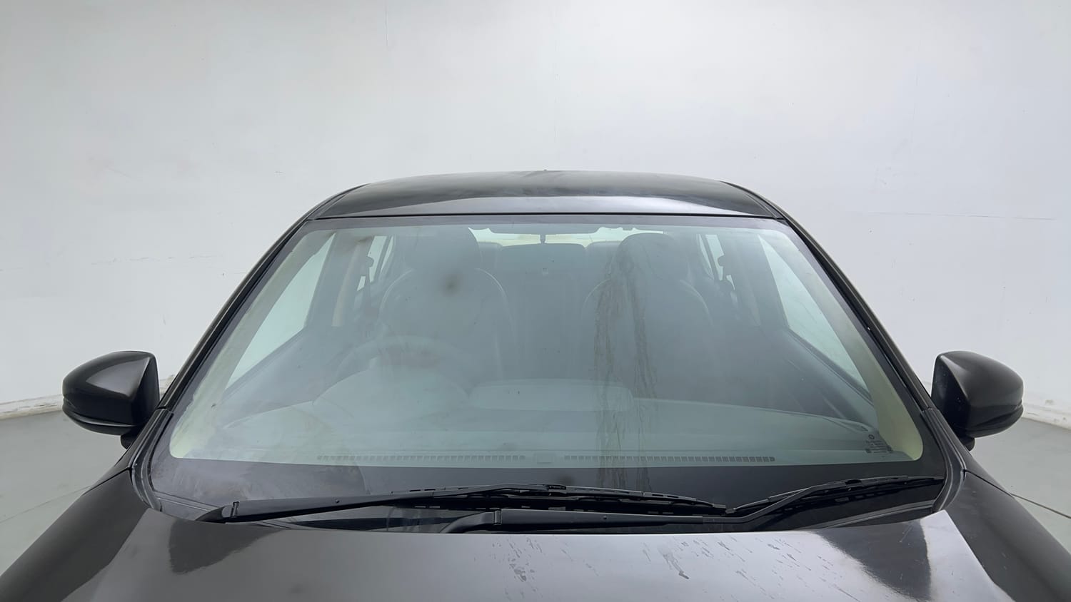 Used 2020 Honda Amaze 1.2 S MT Petrol Petrol Manual exterior FRONT WINDSHIELD VIEW