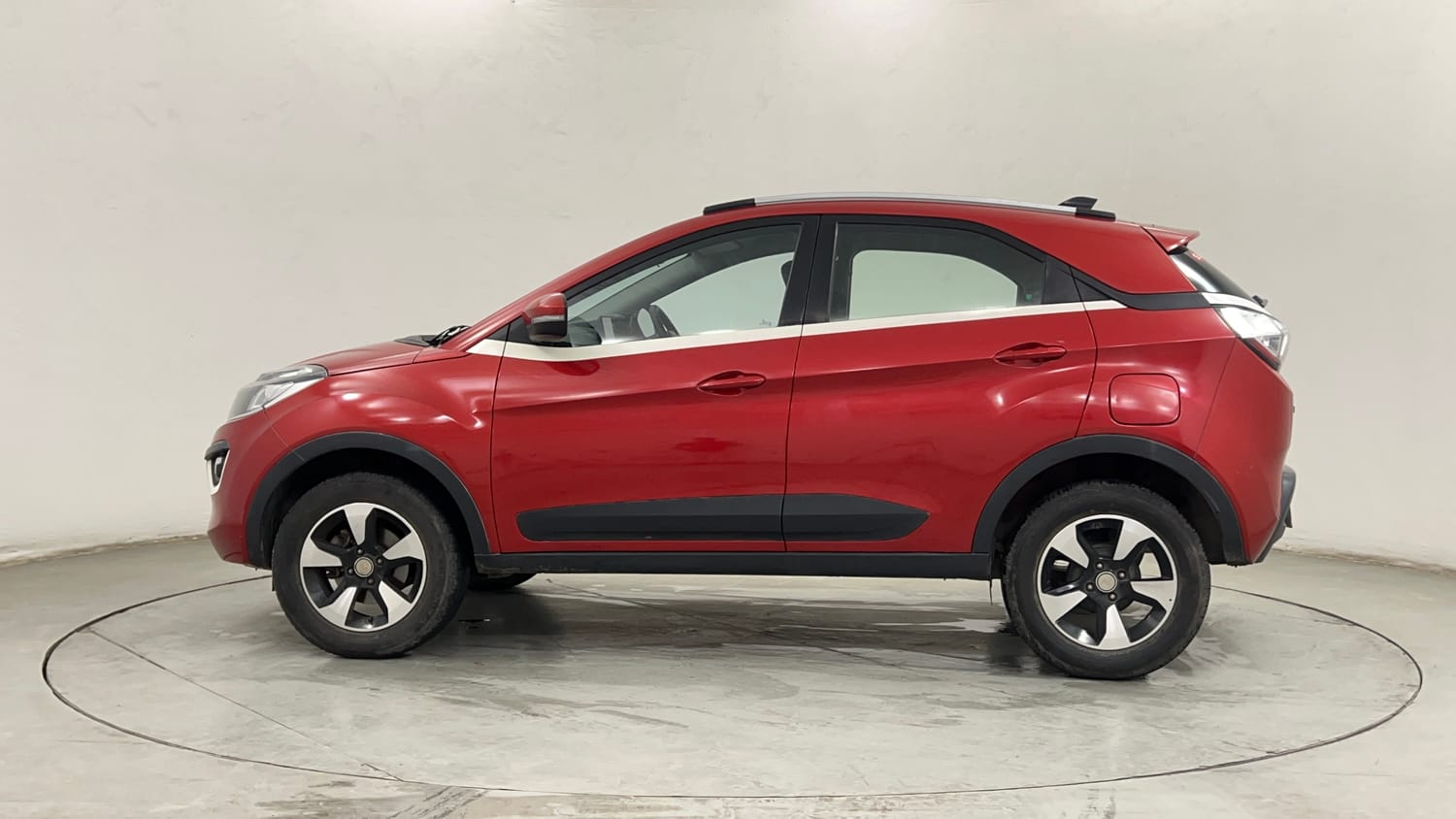 Used 2018 Tata Nexon XZA Plus Petrol Petrol Automatic exterior LEFT SIDE VIEW