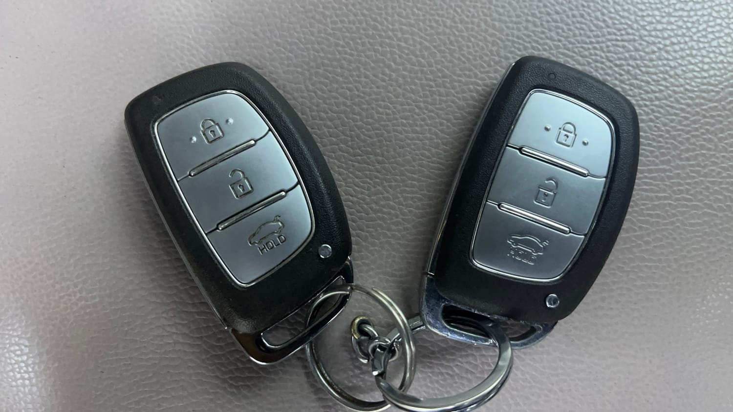 Used 2017 Hyundai Grand i10 Asta 1.1 CRDi Diesel Manual extra CAR KEY VIEW