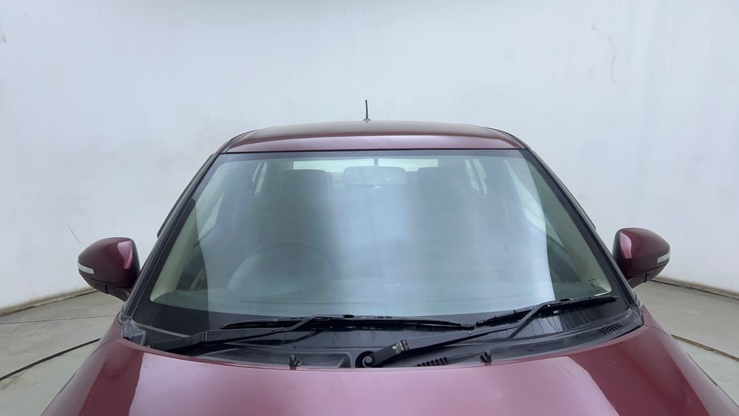 Used 2017 Maruti Suzuki Swift Dzire VDI Diesel Manual exterior FRONT WINDSHIELD VIEW