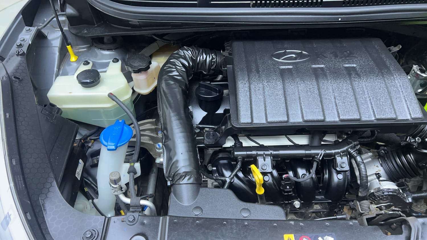 Used 2020 Hyundai Aura SX 1.2 (O) Petrol Petrol Manual engine ENGINE RIGHT SIDE VIEW