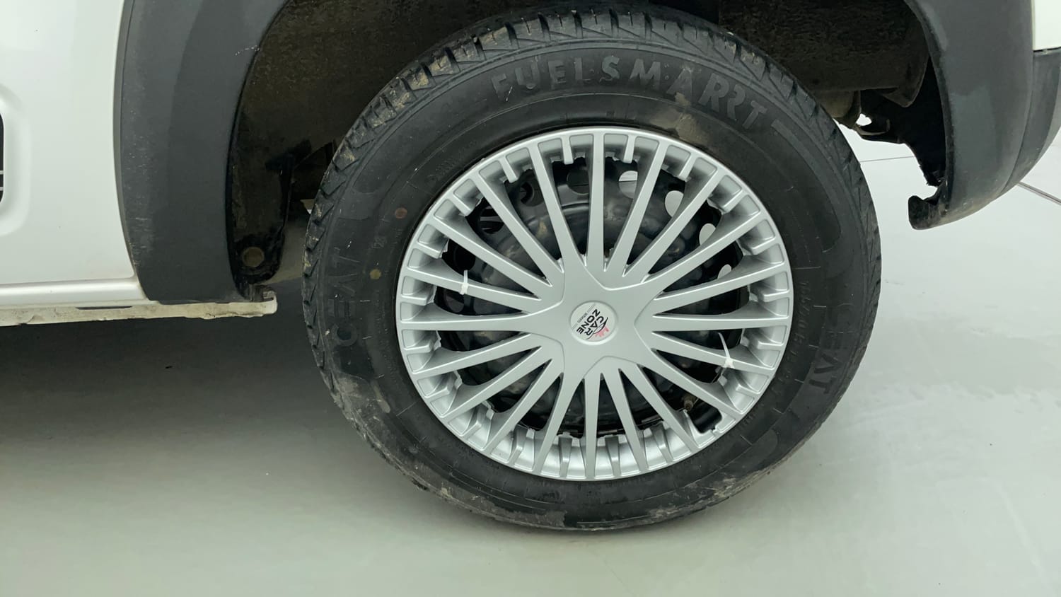 Used 2023 Renault Kwid RXT 1.0 AMT Petrol Automatic tyres LEFT REAR TYRE RIM VIEW