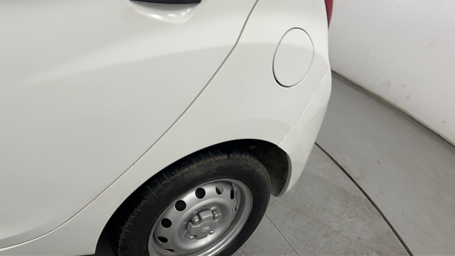 Used 2018 Hyundai Eon Era + Petrol Manual dents MINOR DENT