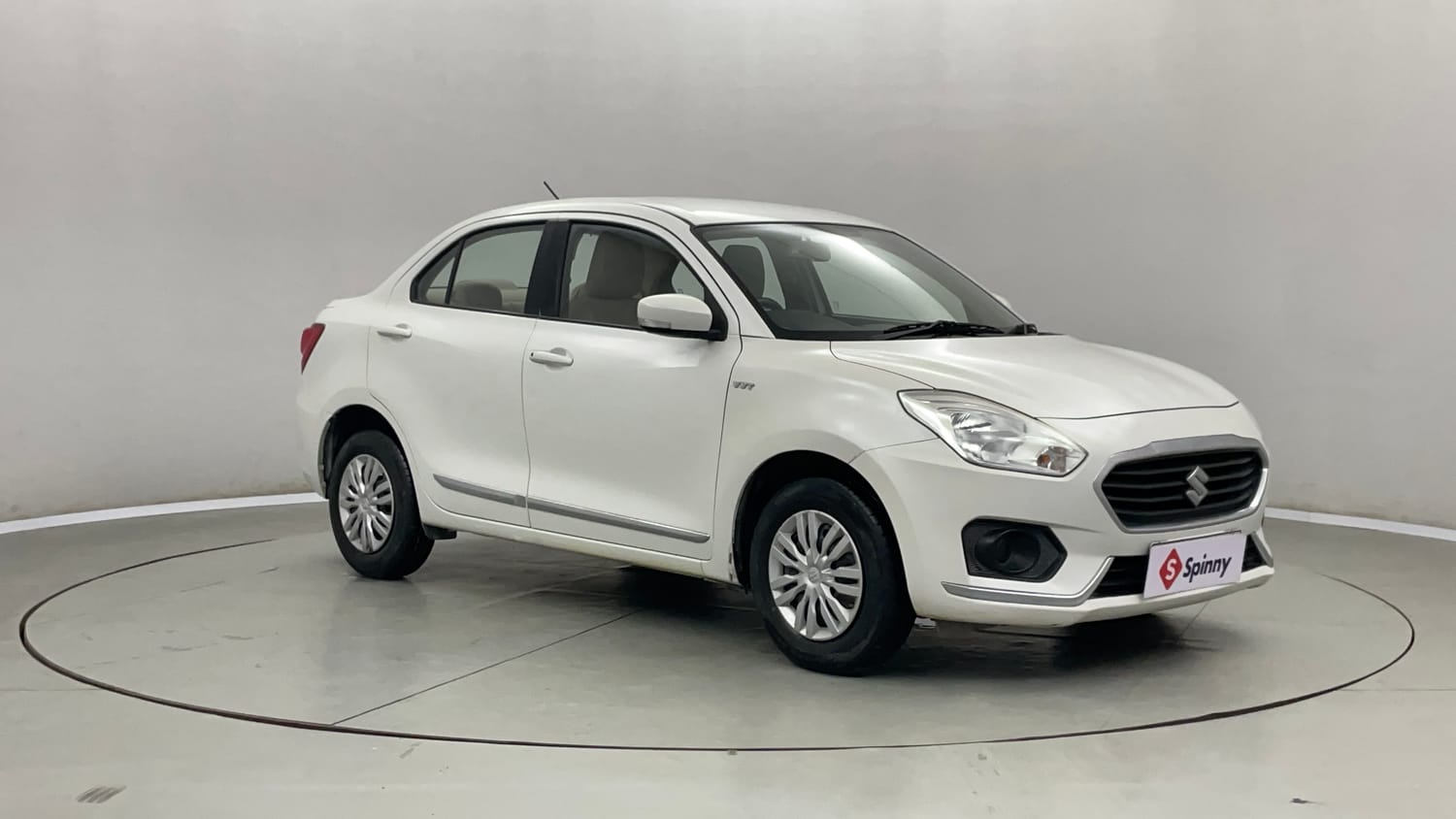 Used 2019 Maruti Suzuki Dzire VXi AMT Petrol Automatic exterior RIGHT FRONT CORNER VIEW