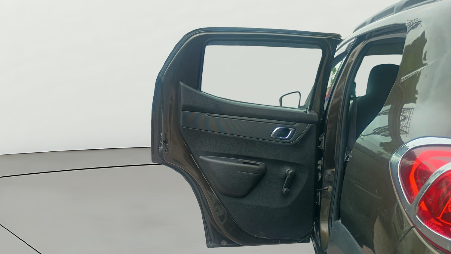 Used 2019 Renault Kwid RXT Opt Petrol Manual interior LEFT REAR DOOR OPEN VIEW