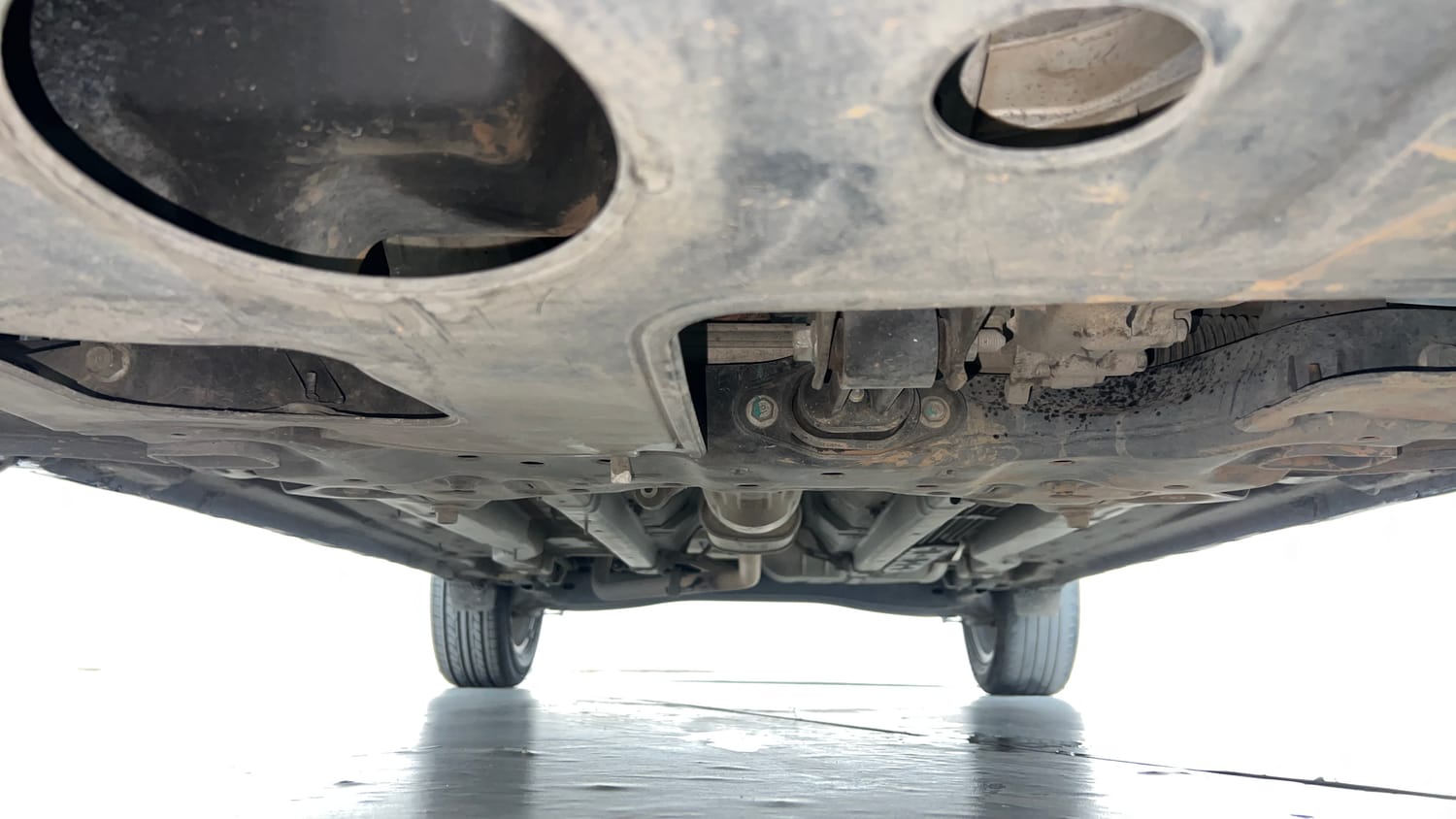 Used 2022 Hyundai Creta SX 1.5 Petrol Executive Petrol Manual extra FRONT LEFT UNDERBODY VIEW