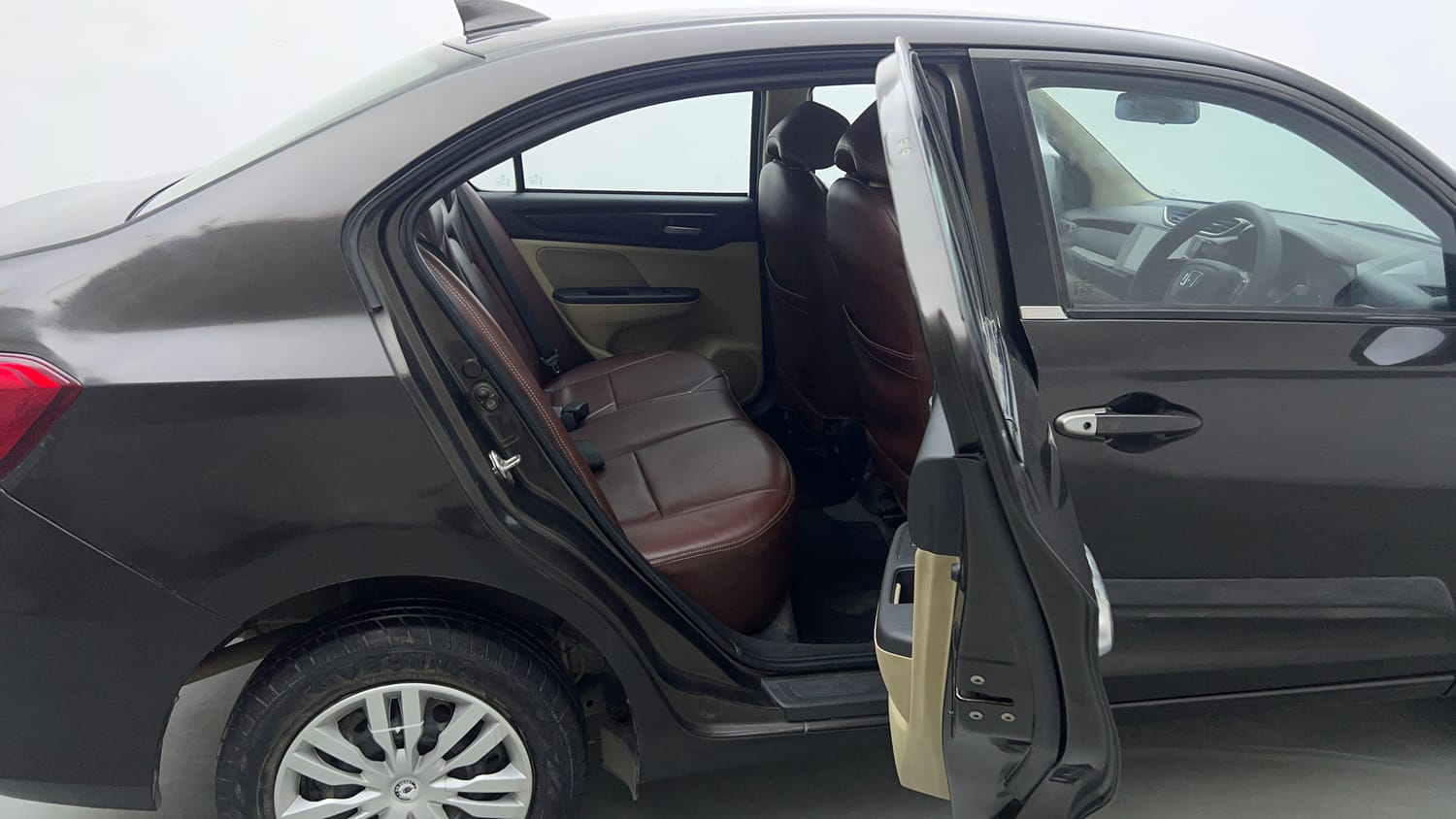 Used 2020 Honda Amaze 1.2 S MT Petrol Petrol Manual interior RIGHT SIDE REAR DOOR CABIN VIEW