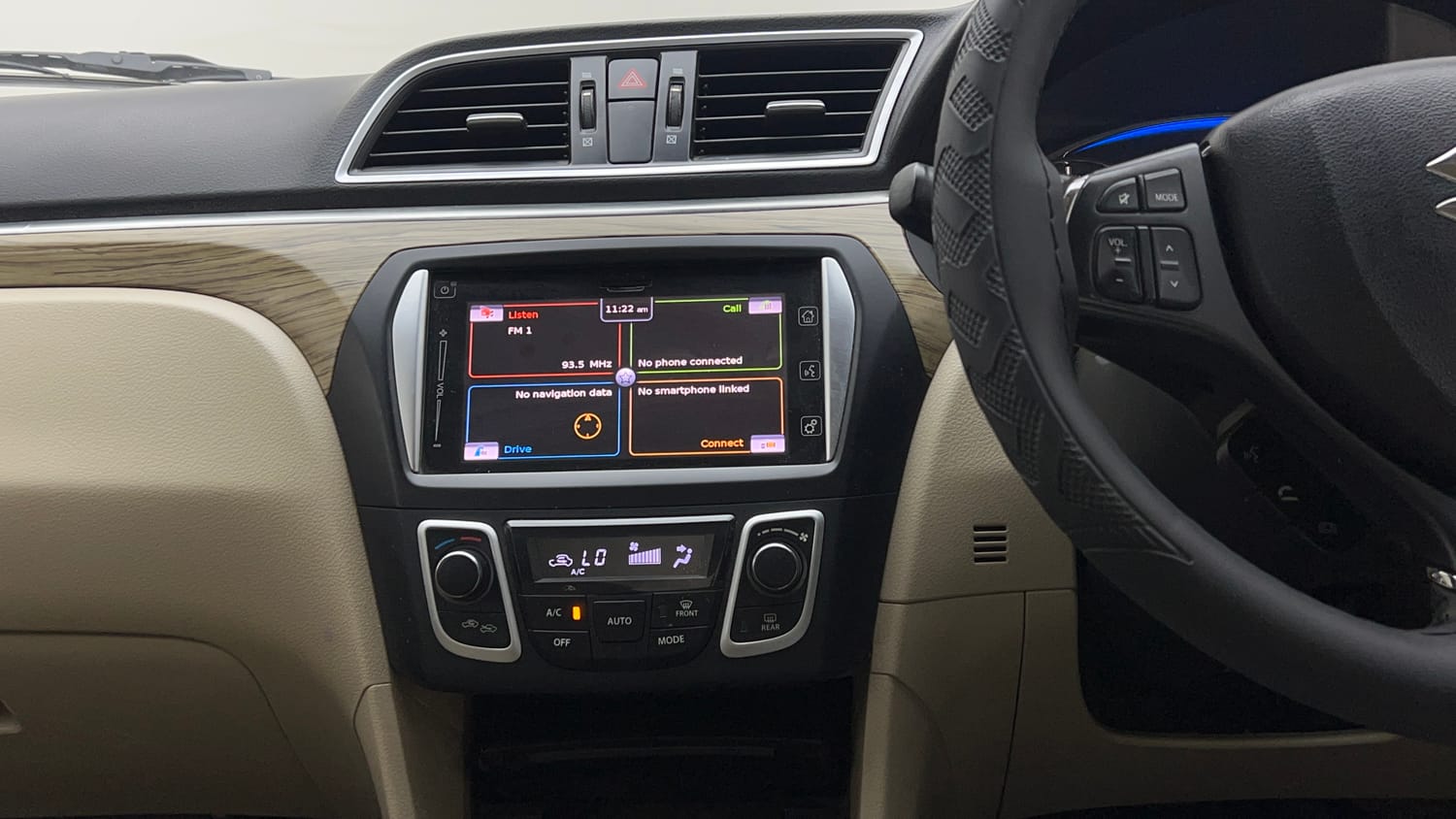 Used 2020 Maruti Suzuki Ciaz Alpha Hybrid 1.5 Petrol Manual interior MUSIC SYSTEM & AC CONTROL VIEW