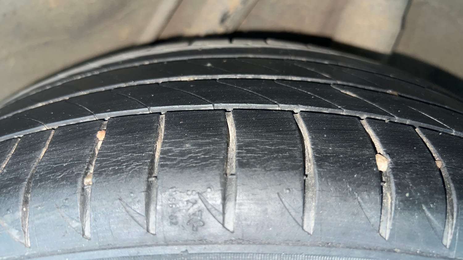 Used 2018 Honda BR-V V CVT Petrol Petrol Automatic tyres LEFT REAR TYRE TREAD VIEW
