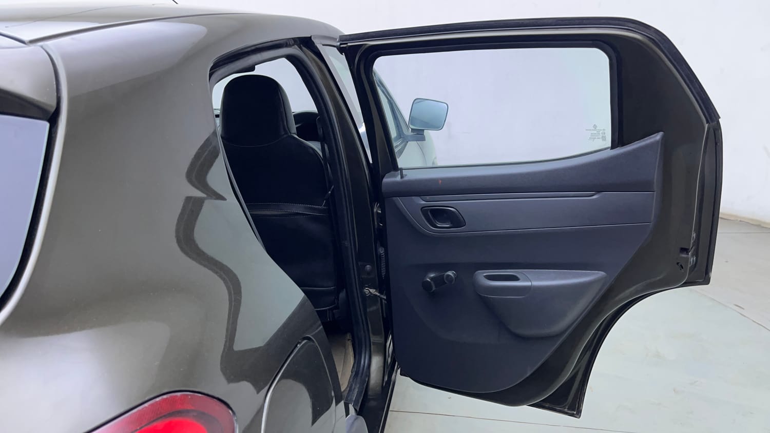 Used 2015 Renault Kwid RXT Petrol Manual interior RIGHT REAR DOOR OPEN VIEW