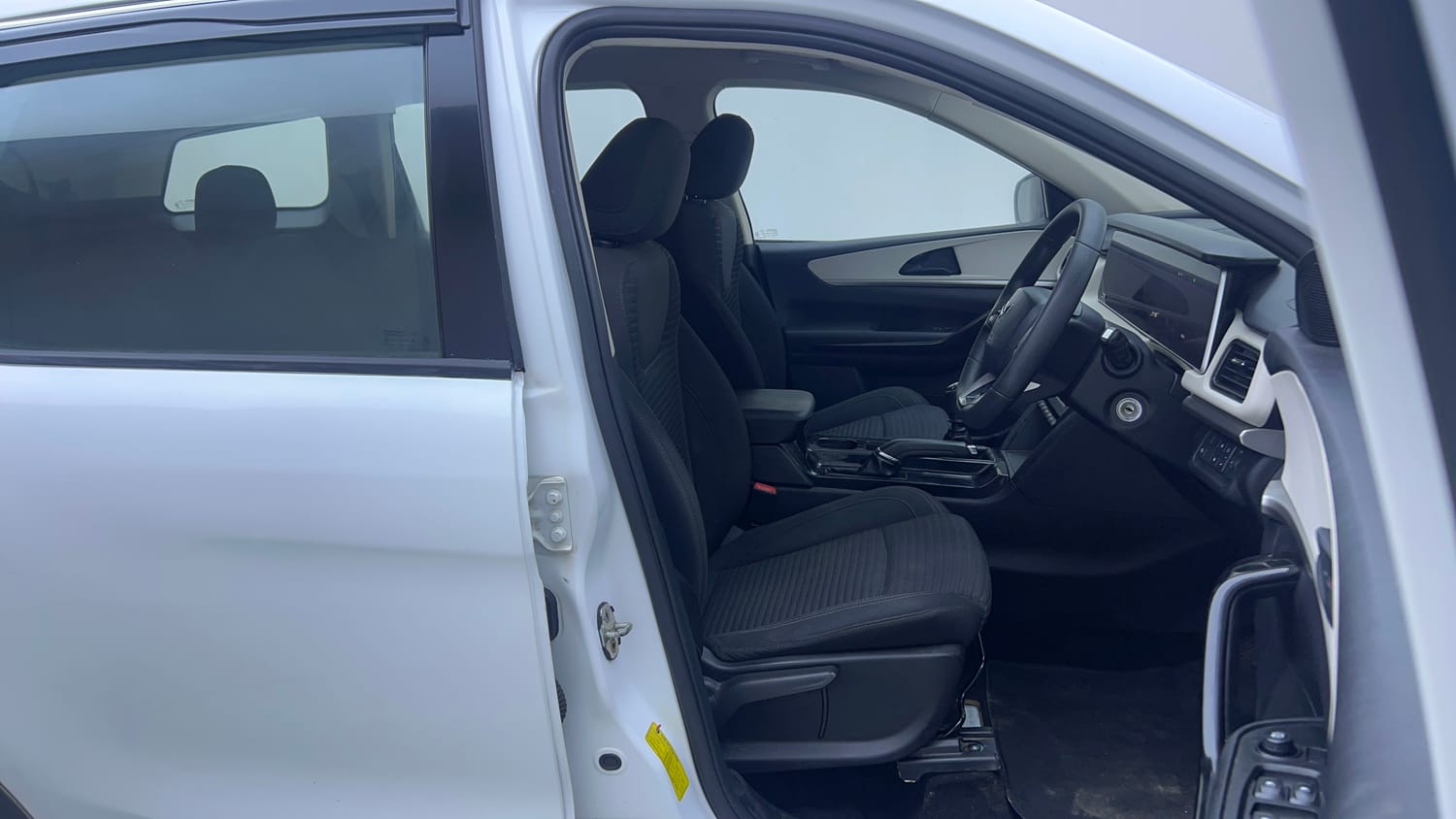 Used 2022 Mahindra XUV700 AX 5 Petrol MT 7 STR Petrol Manual interior RIGHT SIDE FRONT DOOR CABIN VIEW