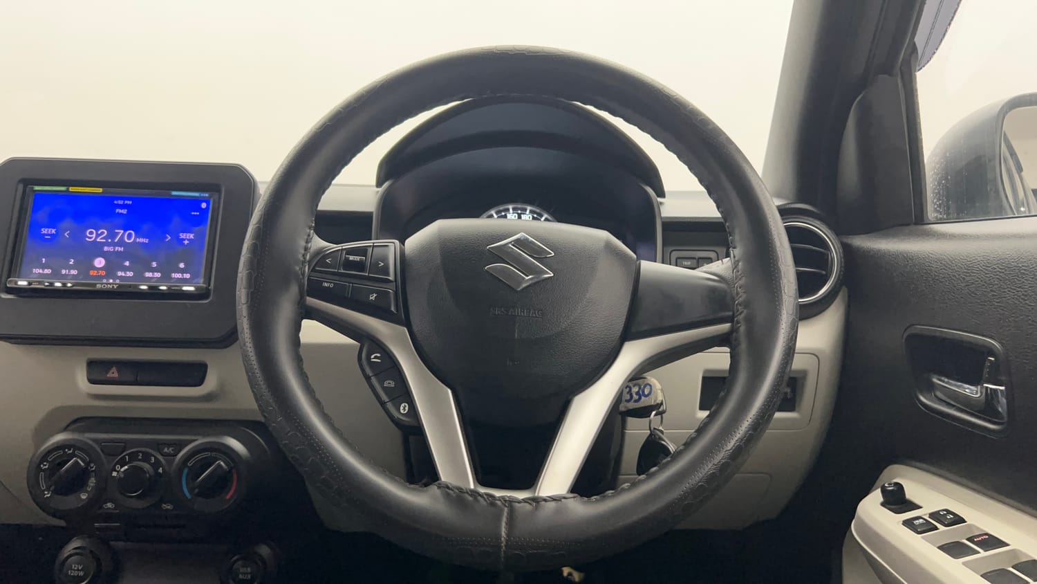 Used 2022 Maruti Suzuki Ignis Delta 1.2 MT Petrol Manual interior STEERING VIEW