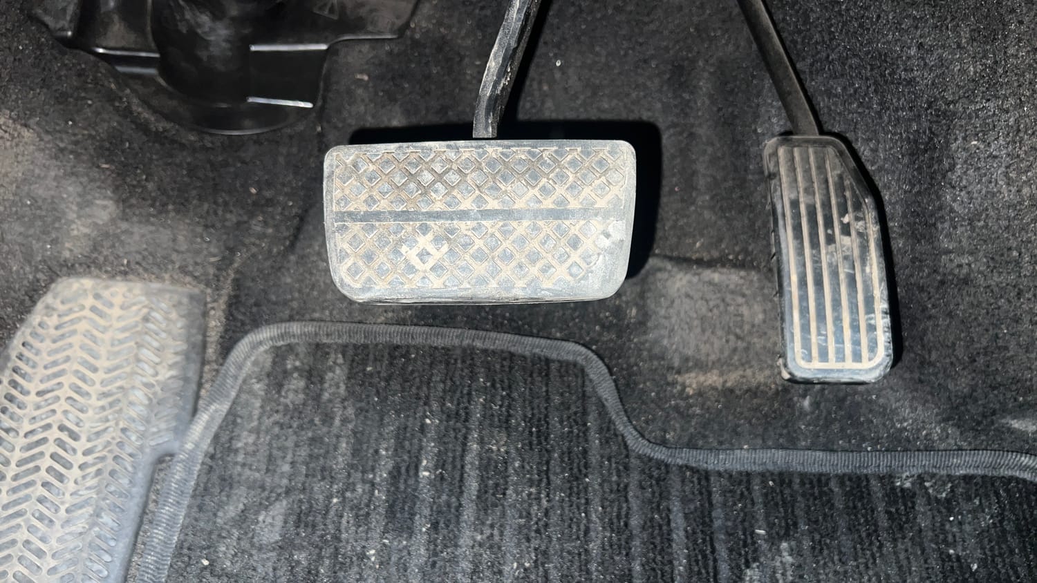 Used 2018 Honda BR-V V CVT Petrol Petrol Automatic interior PEDALS VIEW