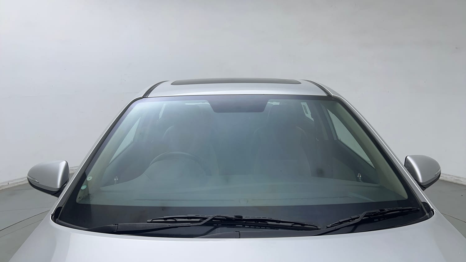 Used 2017 Hyundai Verna SX (O) 1.6 VTVT AT Petrol Automatic exterior FRONT WINDSHIELD VIEW