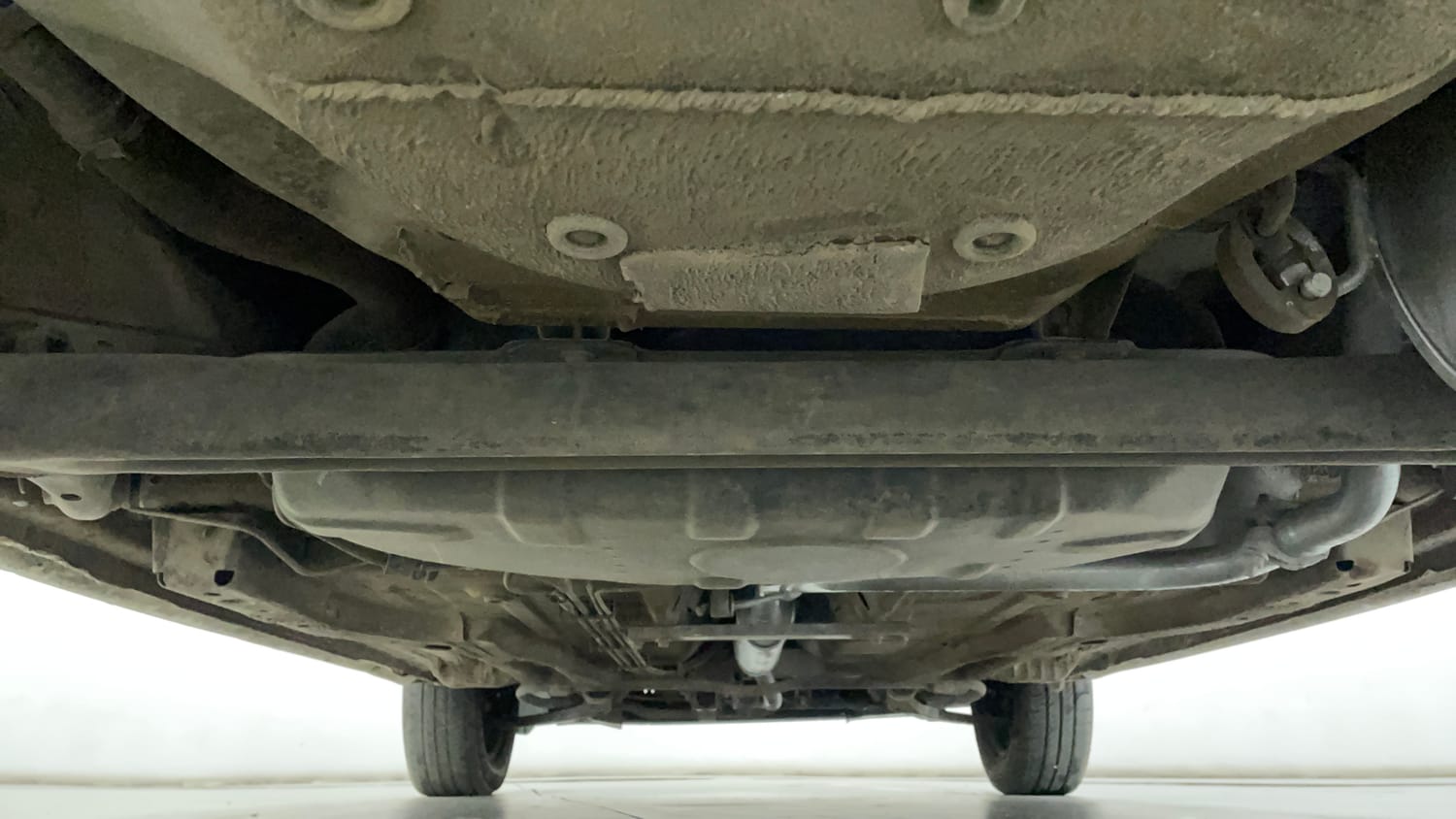Used 2016 Tata Tiago Revotron XT Petrol Manual extra REAR UNDERBODY VIEW (TAKEN FROM REAR)