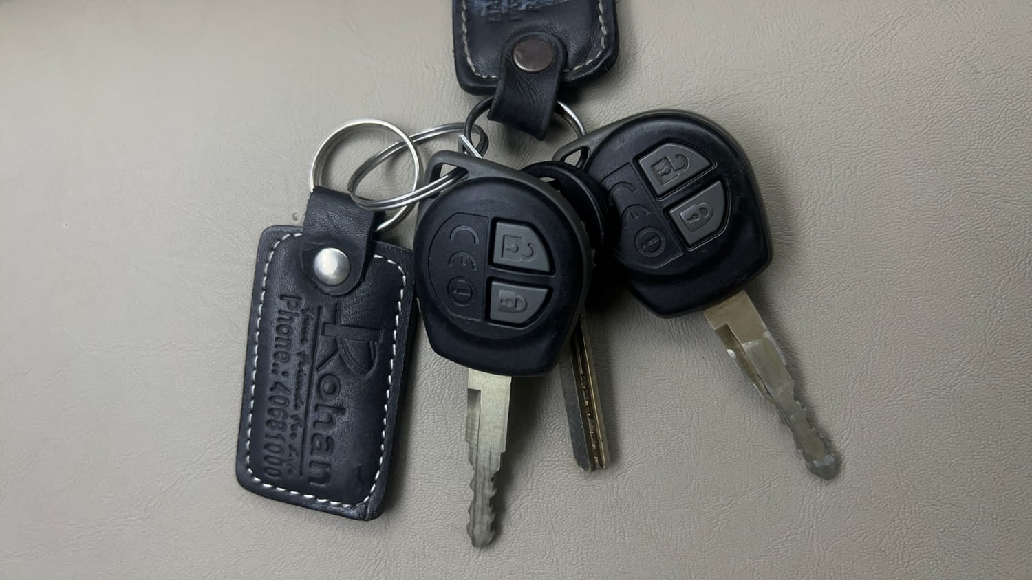 Used 2020 Maruti Suzuki Wagon R VXi 1.2 Petrol Manual extra CAR KEY VIEW