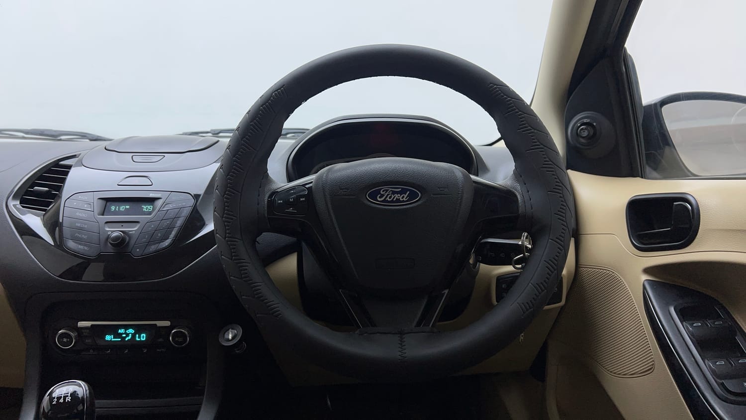 Used 2018 Ford Figo Aspire Titanium 1.2 Ti-VCT Petrol Manual interior STEERING VIEW