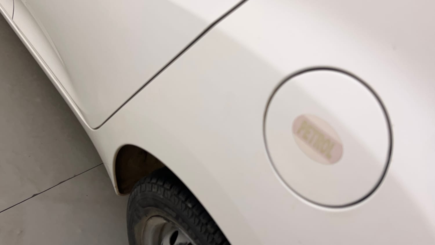 Used 2018 Hyundai Eon Era + Petrol Manual dents MINOR SCRATCH