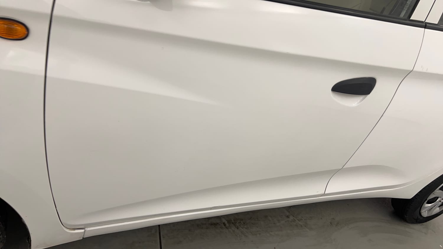 Used 2019 Hyundai Eon Magna + Petrol Manual dents MINOR SCRATCH