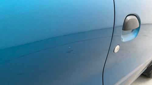 Used 2024 Renault Kwid RXT 1.0L Petrol Manual dents MINOR SCRATCH