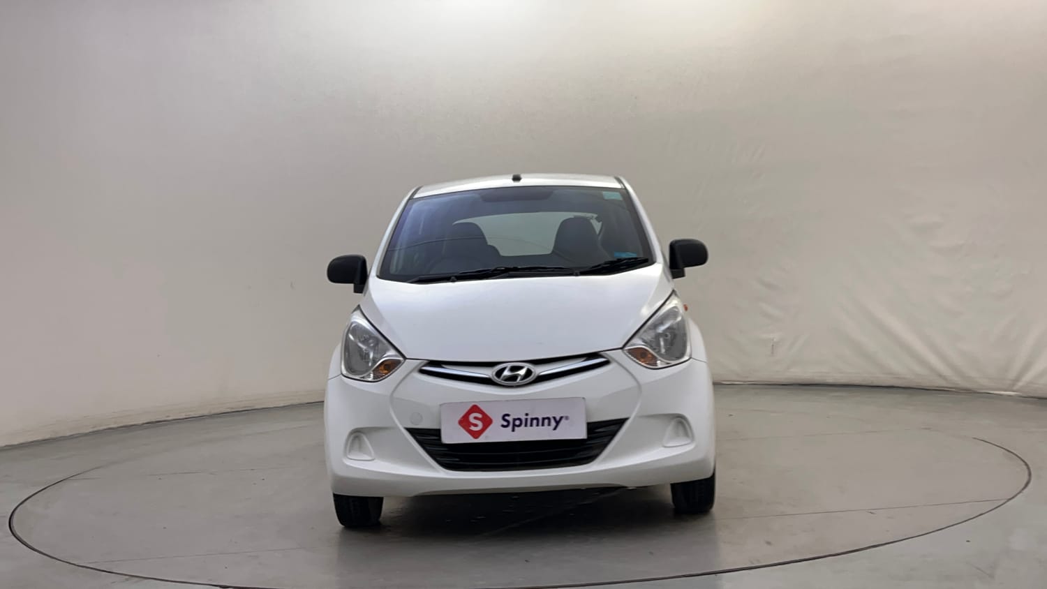 Used 2018 Hyundai Eon Era + Petrol Manual exterior FRONT VIEW