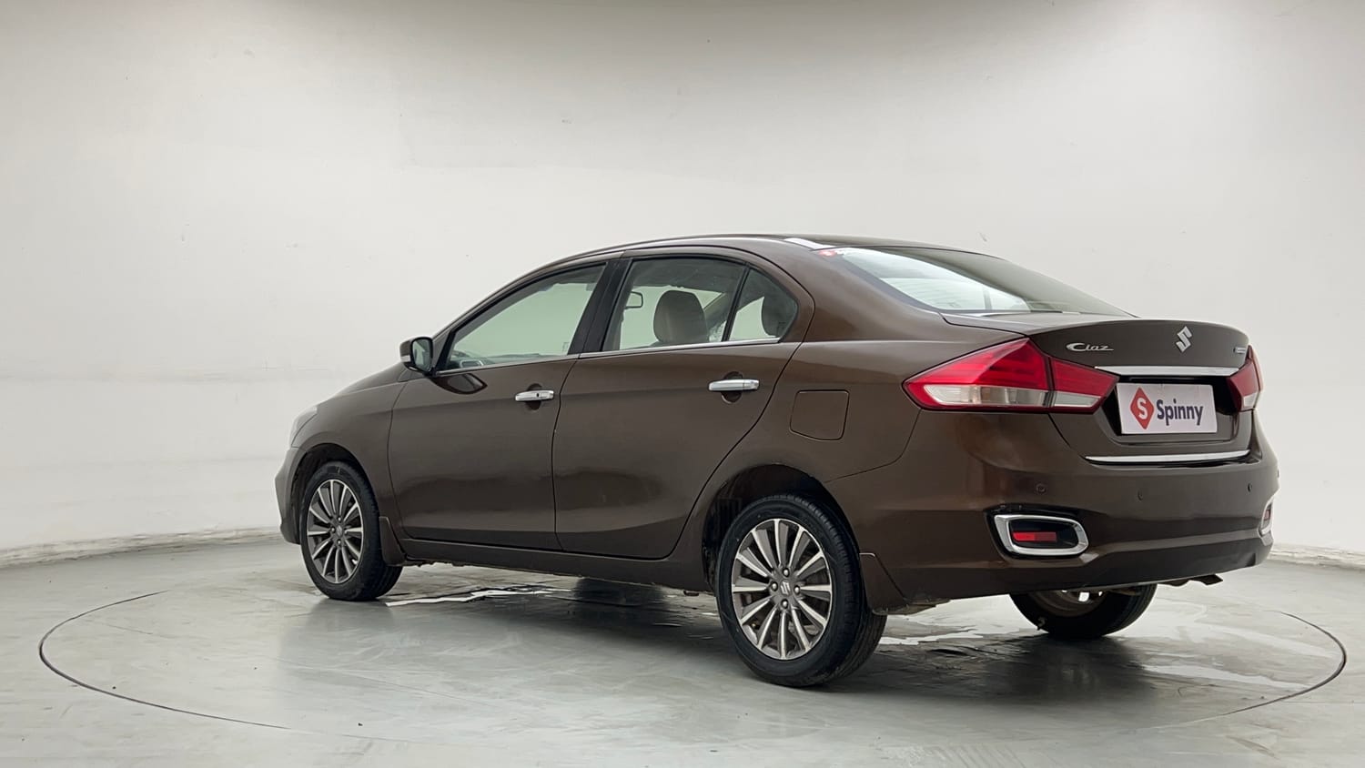 Used 2020 Maruti Suzuki Ciaz Alpha Hybrid 1.5 Petrol Manual exterior LEFT REAR CORNER VIEW