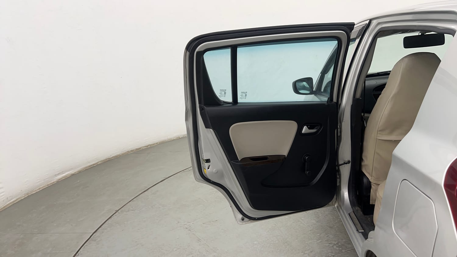 Used 2023 Maruti Suzuki Alto 800 VXi Petrol Manual interior LEFT REAR DOOR OPEN VIEW
