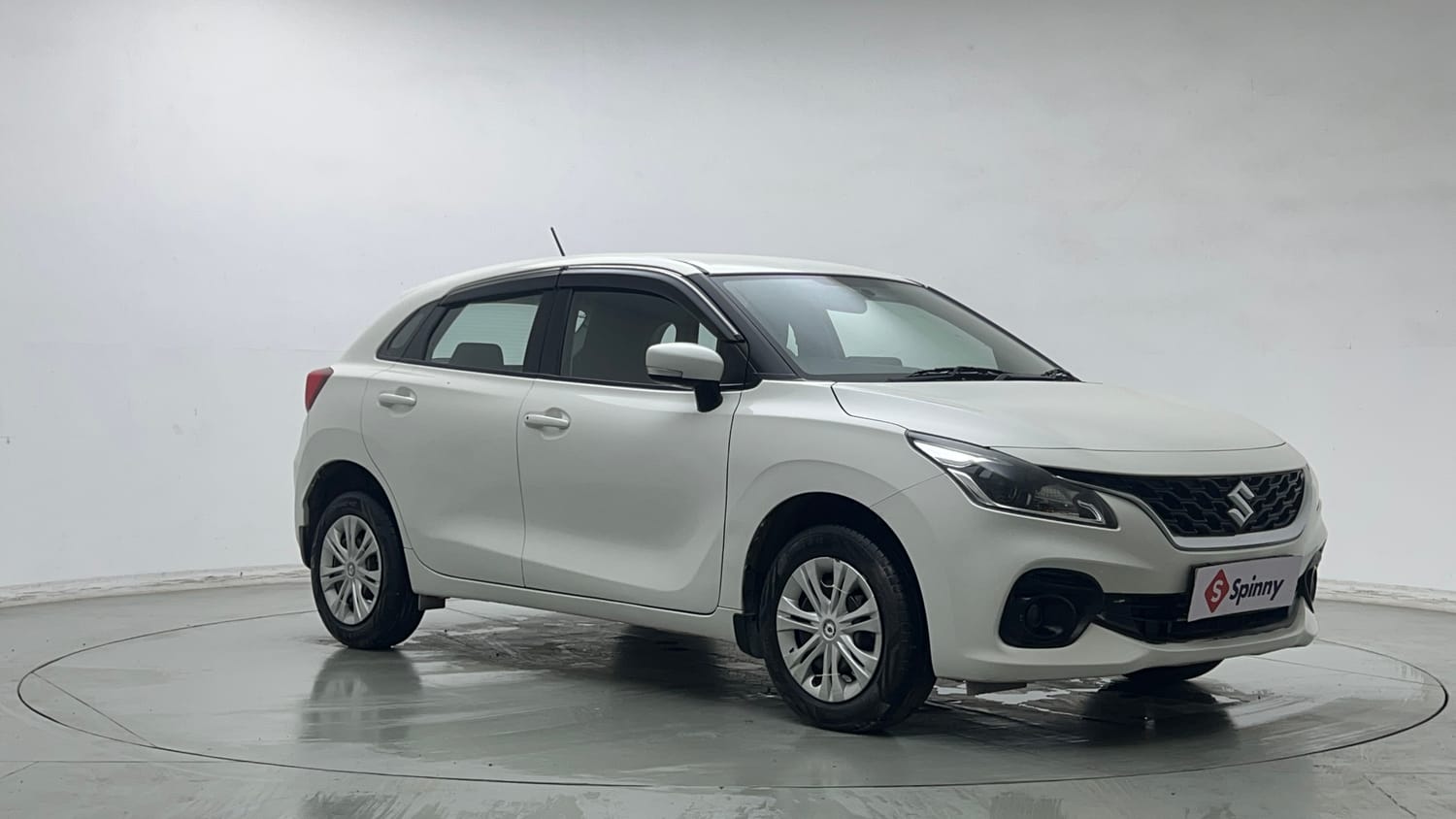 Used 2022 Maruti Suzuki Baleno Delta MT Petrol Manual exterior RIGHT FRONT CORNER VIEW