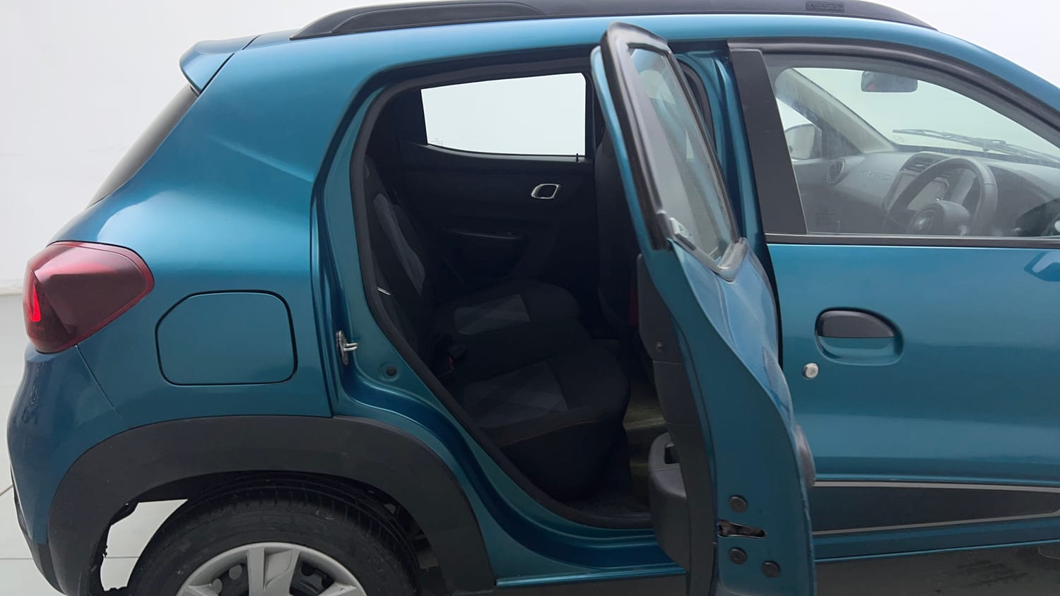 Used 2020 Renault Kwid RXT 1.0 Opt Petrol Manual interior RIGHT SIDE REAR DOOR CABIN VIEW