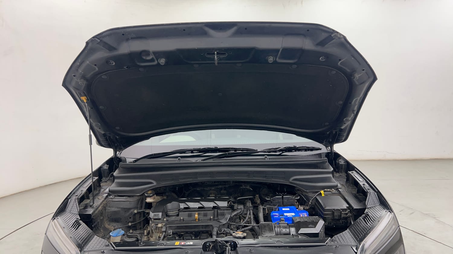 Used 2022 Hyundai Creta SX 1.5 Petrol Executive Petrol Manual engine ENGINE & BONNET OPEN FRONT VIEW
