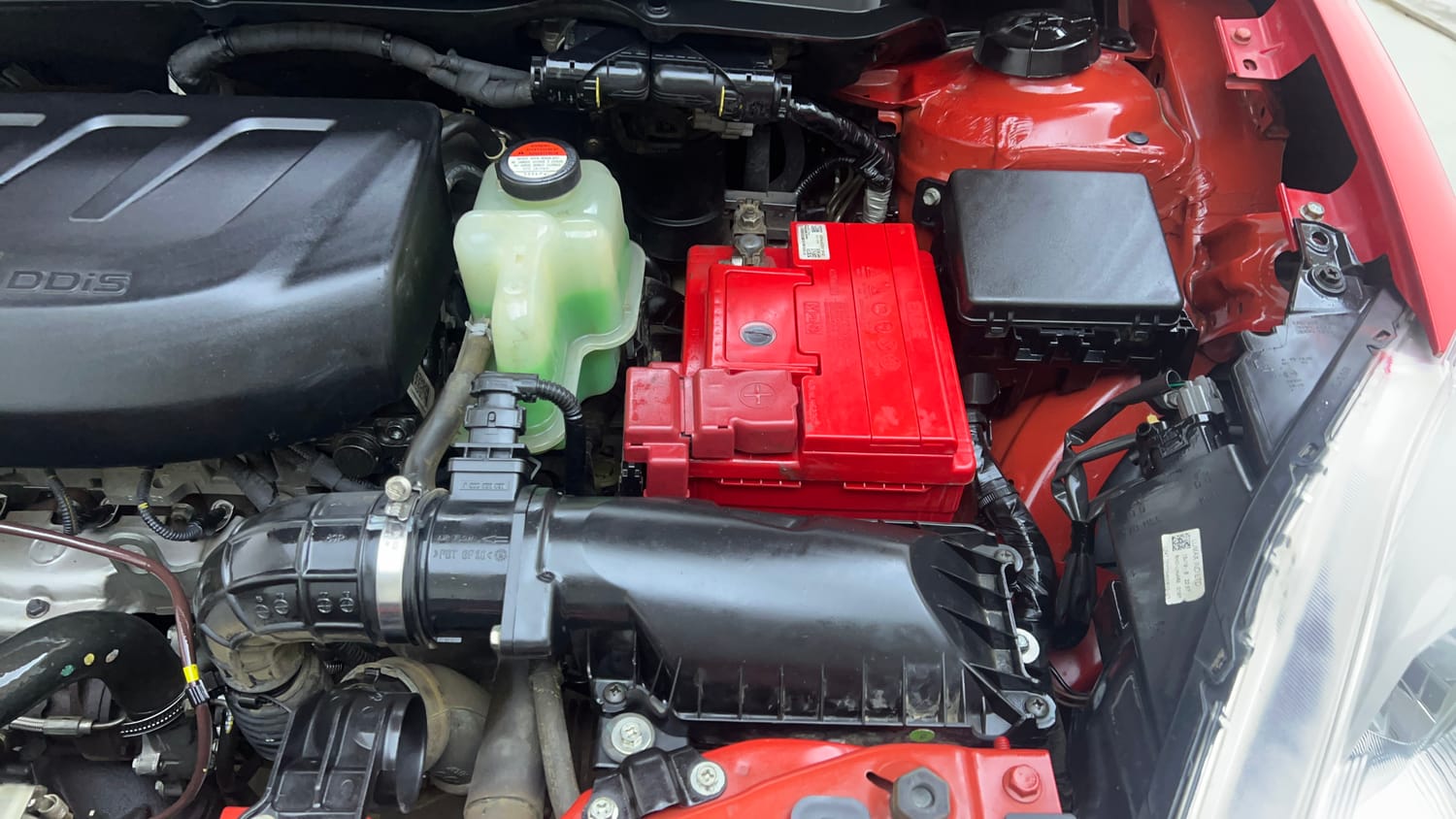 Used 2019 Maruti Suzuki Swift VDi Diesel Manual engine ENGINE LEFT SIDE VIEW