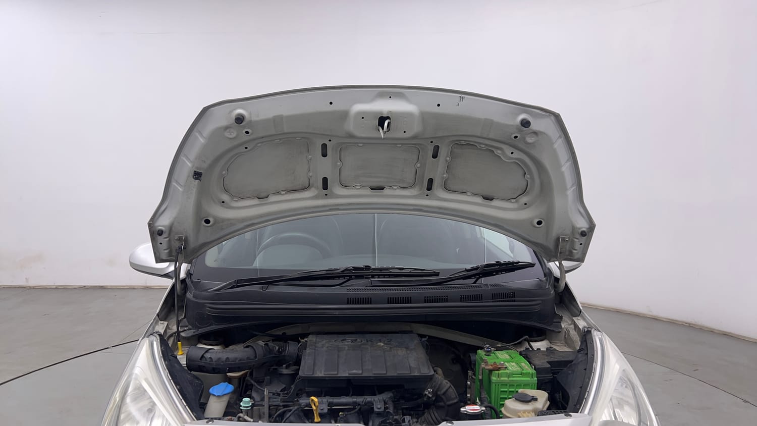 Used 2016 Hyundai Grand i10 Magna 1.2 Kappa VTVT Petrol Manual engine ENGINE & BONNET OPEN FRONT VIEW