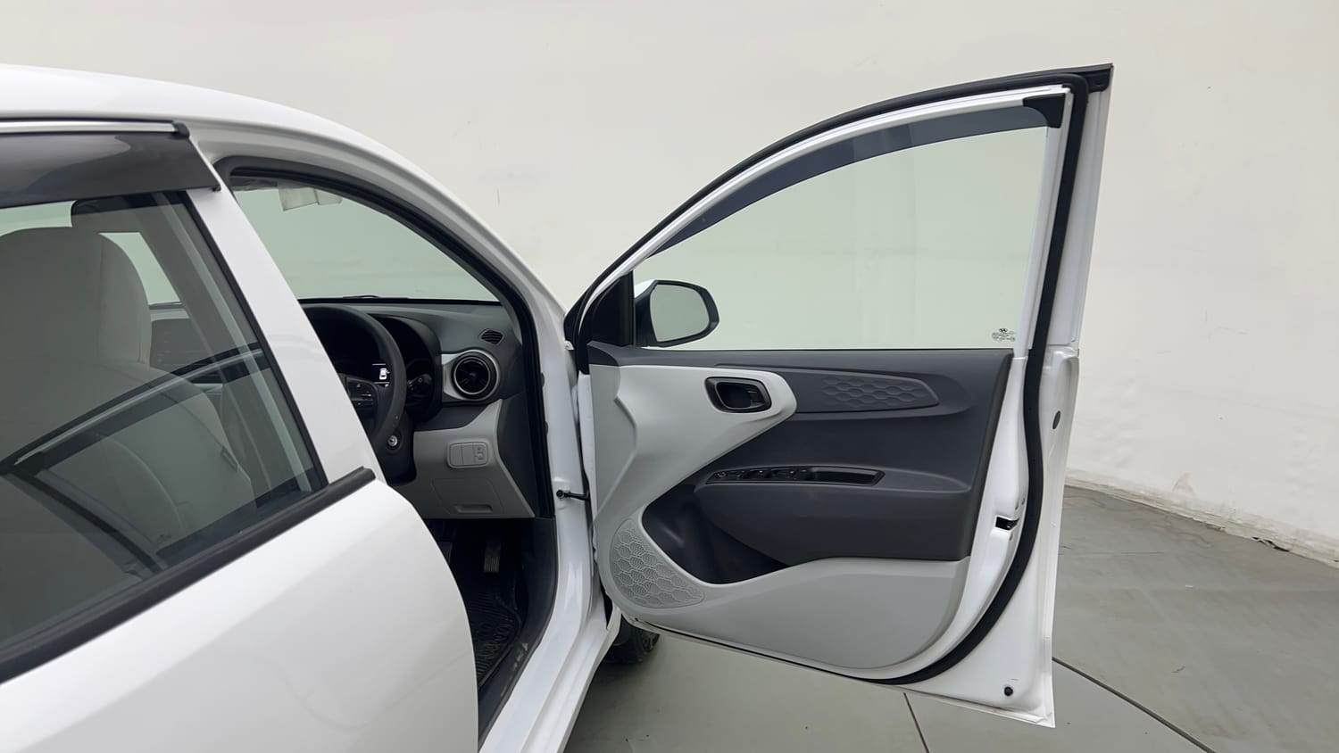 Used 2026 Hyundai Grand i10 Nios Magna 1.2 Kappa Petrol Manual interior RIGHT FRONT DOOR OPEN VIEW