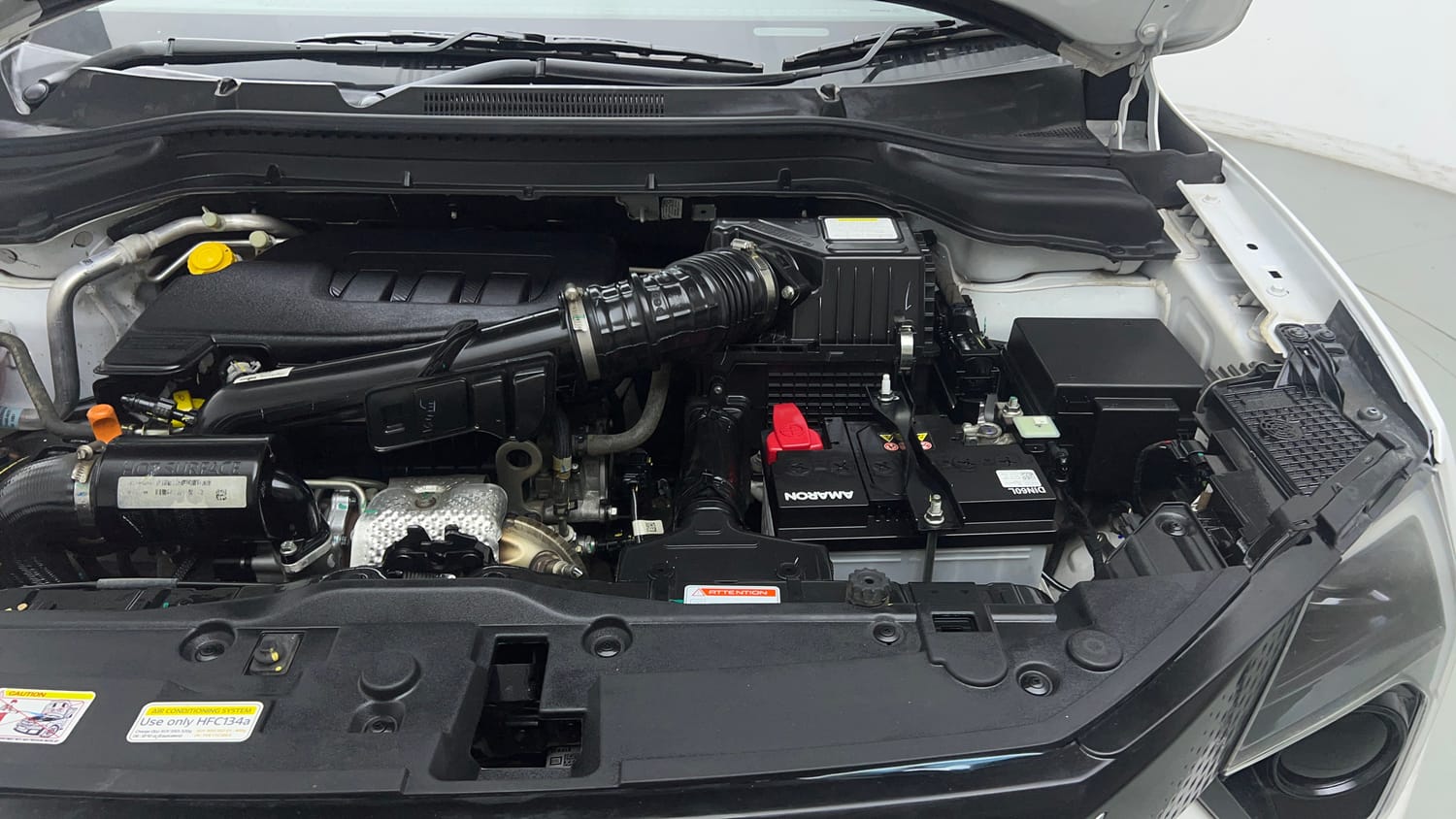 Used 2025 Mahindra XUV 3XO AX5 1.2 Petrol Petrol Manual engine ENGINE LEFT SIDE VIEW