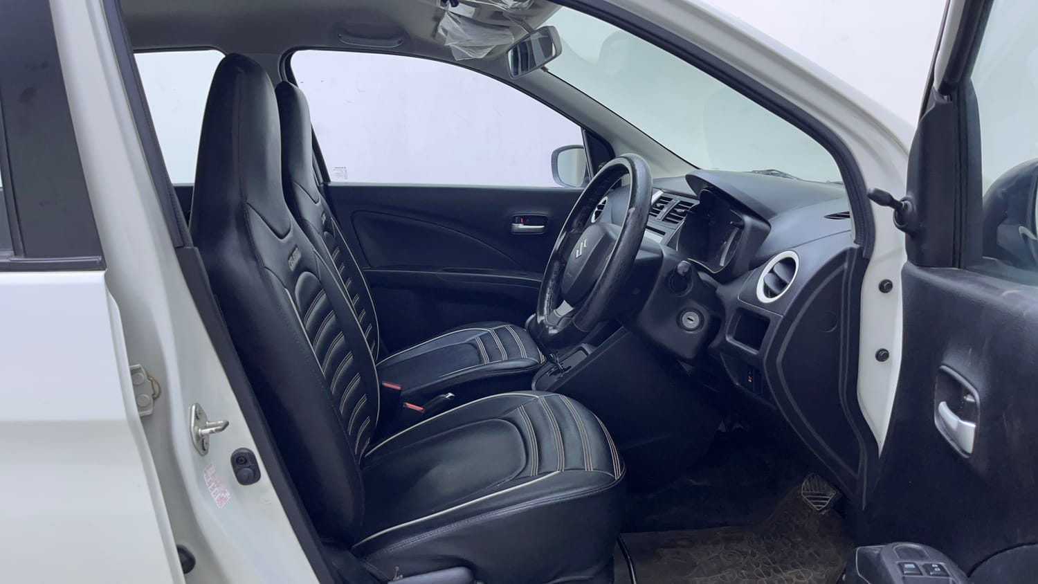Used 2019 Maruti Suzuki Celerio X Vxi AMT Petrol Automatic interior RIGHT SIDE FRONT DOOR CABIN VIEW